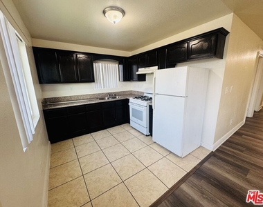 136 W 97th Street - Photo Thumbnail 7
