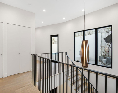 3101 Belden Drive - Photo Thumbnail 17