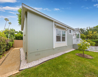 1924 N Marengo - Photo Thumbnail 14