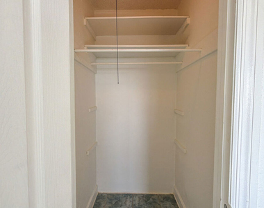 3331 1/2 City Terrace Drive - Photo Thumbnail 19