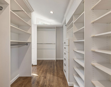 1277 N Norman Place - Photo Thumbnail 17