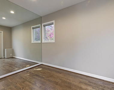 1277 N Norman Place - Photo Thumbnail 22