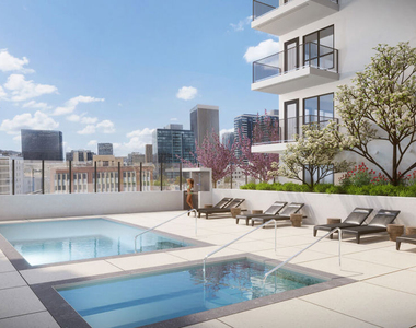 549 S Harvard Blvd - Photo Thumbnail 5