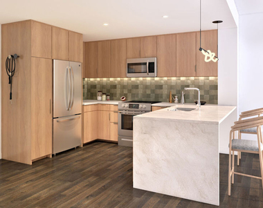549 S Harvard Blvd - Photo Thumbnail 2