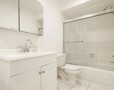 2311 4th Street - Photo Thumbnail 12