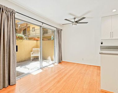 2311 4th Street - Photo Thumbnail 5