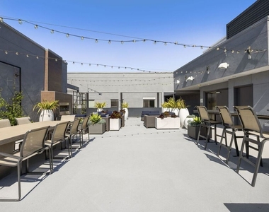 13337 Beach Avenue - Photo Thumbnail 21
