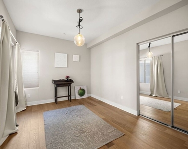 13337 Beach Avenue - Photo Thumbnail 17
