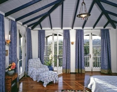 242 Mabery Road - Photo Thumbnail 9