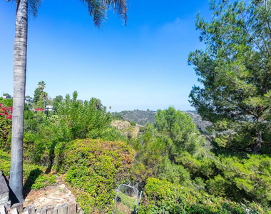 2536 Roscomare Road - Photo Thumbnail 14