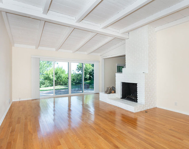 2536 Roscomare Road - Photo Thumbnail 2
