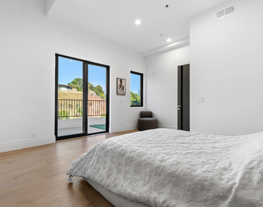 6380 Meadows Court - Photo Thumbnail 40