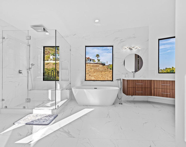 6380 Meadows Court - Photo Thumbnail 21