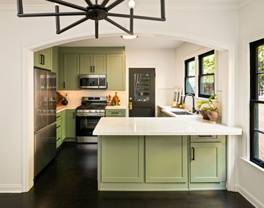 1954 Hillcrest Road - Photo Thumbnail 4