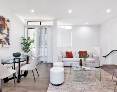 1458 Butler Avenue - Photo Thumbnail 5