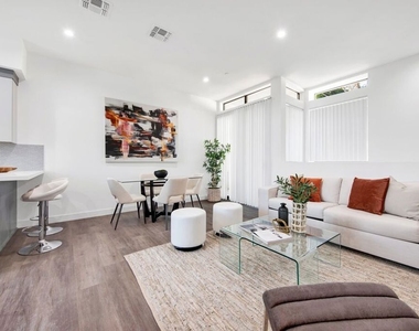 1458 Butler Avenue - Photo Thumbnail 3