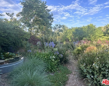 5927 Busch Drive - Photo Thumbnail 22