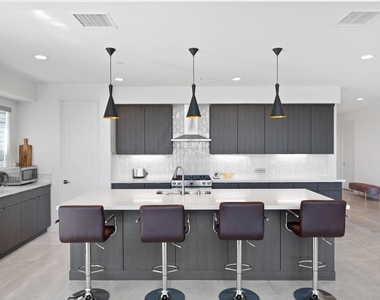 3618 Taylor Drive - Photo Thumbnail 11