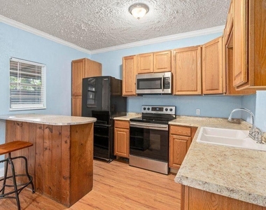 1016 Chipola Road - Photo Thumbnail 1