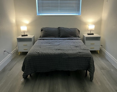 1016 Chipola Road - Photo Thumbnail 6
