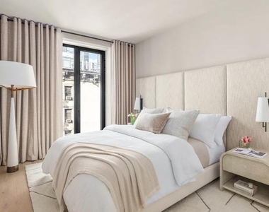 499 Ninth Avenue - Photo Thumbnail 2