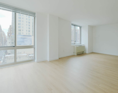 400 West 37th St - Photo Thumbnail 49