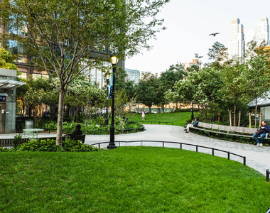 400 West 37th St - Photo Thumbnail 20