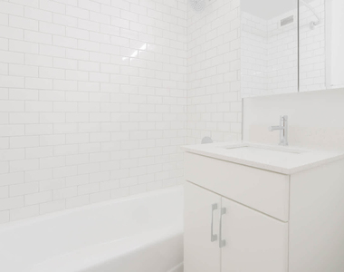 400 West 37th St - Photo Thumbnail 36