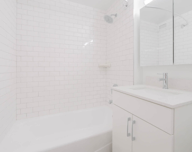 400 West 37th St - Photo Thumbnail 54