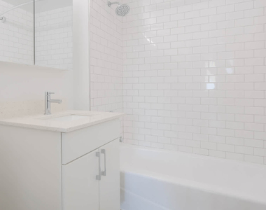 400 West 37th St - Photo Thumbnail 9
