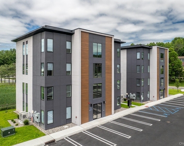 1 Giada Lane - Photo Thumbnail 2