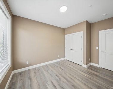 1 Giada Lane - Photo Thumbnail 19