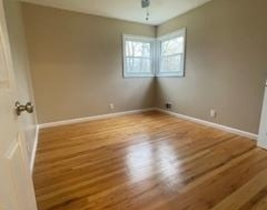 2796 Old Yorktown Road - Photo Thumbnail 4