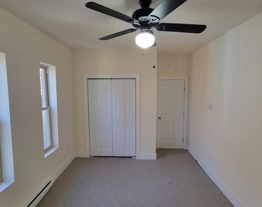 762 Eastern Avenue - Photo Thumbnail 15