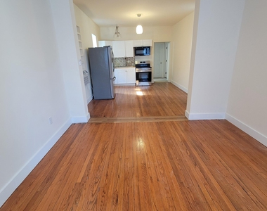 762 Eastern Avenue - Photo Thumbnail 6