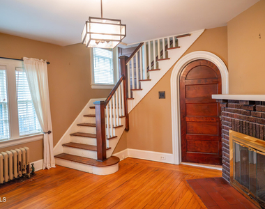 1347 Union Street - Photo Thumbnail 3