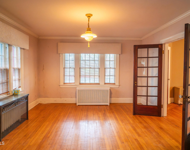 1347 Union Street - Photo Thumbnail 4