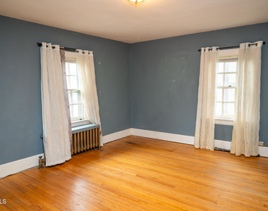 1347 Union Street - Photo Thumbnail 10