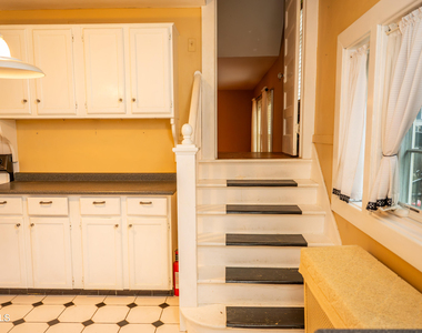 1347 Union Street - Photo Thumbnail 8