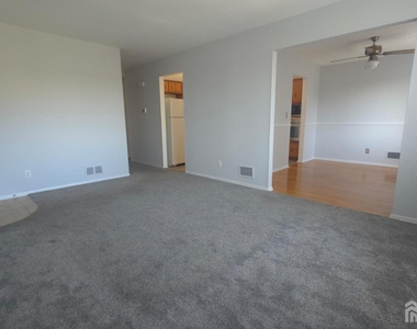 89 Van Buren Avenue - Photo Thumbnail 2