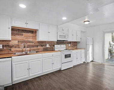 14113 Morrison Court - Photo Thumbnail 7