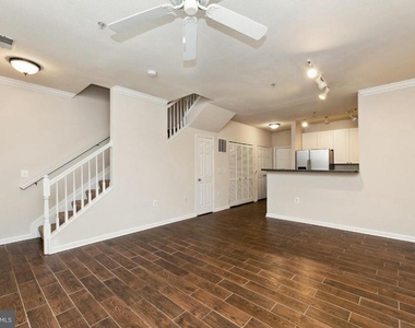 2765 Centerboro Drive - Photo Thumbnail 4