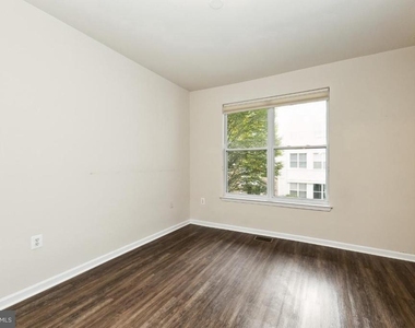 2765 Centerboro Drive - Photo Thumbnail 16