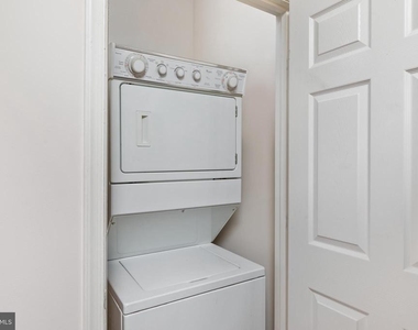 1705 Lake Shore Crest Drive - Photo Thumbnail 15