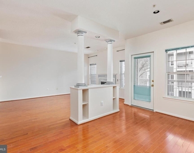 1705 Lake Shore Crest Drive - Photo Thumbnail 1
