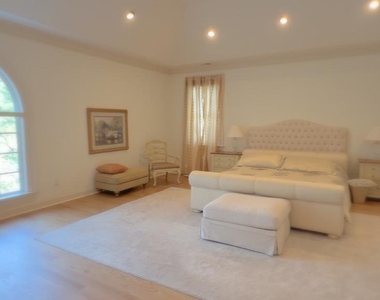 1289 Ballantrae Farm Drive - Photo Thumbnail 39