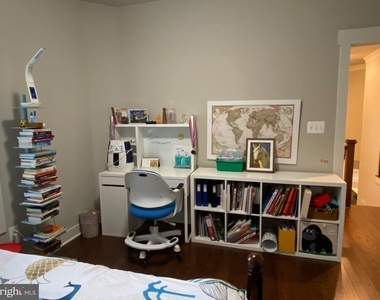 2233 N Underwood Street - Photo Thumbnail 45
