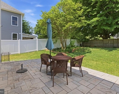 2233 N Underwood Street - Photo Thumbnail 57