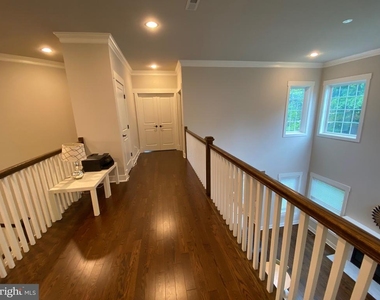 2233 N Underwood Street - Photo Thumbnail 39