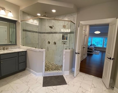 2233 N Underwood Street - Photo Thumbnail 31
